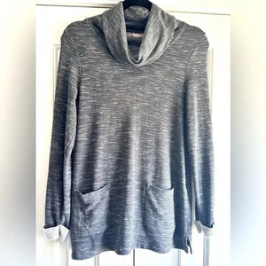 Chico’s women’s cowl neck tunic with front pockets Gray size 0
